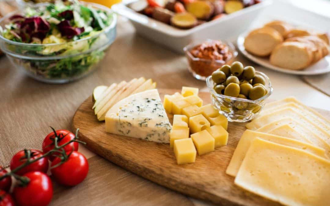 QUE ALIMENTOS COM ALTO TEOR DE COLESTEROL EVITAR?